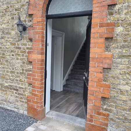 Дом отдыха Moorefield *